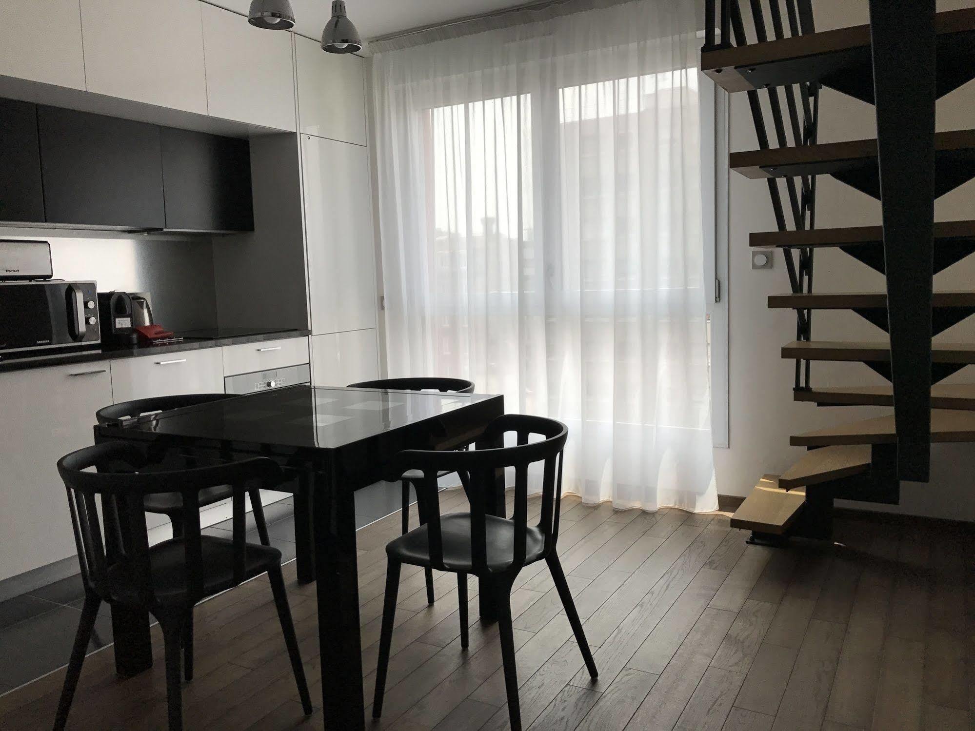 Les Appartements Paris Clichy Esterno foto