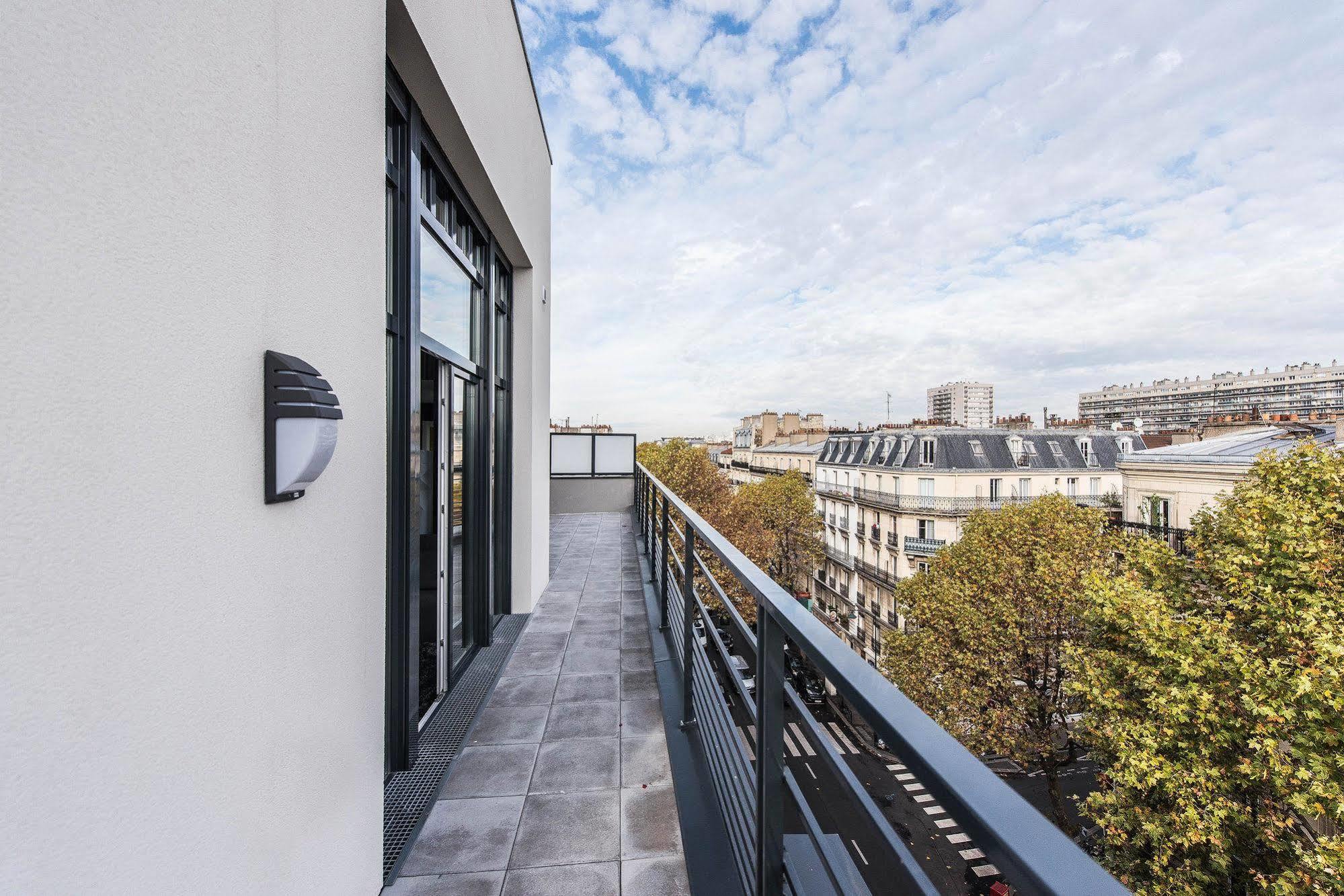 Les Appartements Paris Clichy Esterno foto